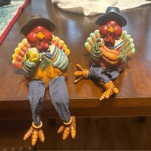THANKSGIVING/FALL SHELF SITTER TURKEY FIGURINE 4" tall sitting  Set of 2